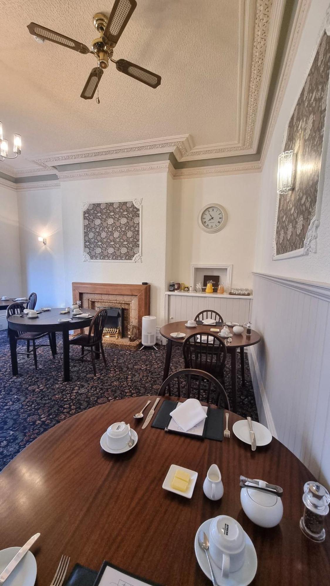 The Cavendish Hotel Scarborough Eksteriør billede